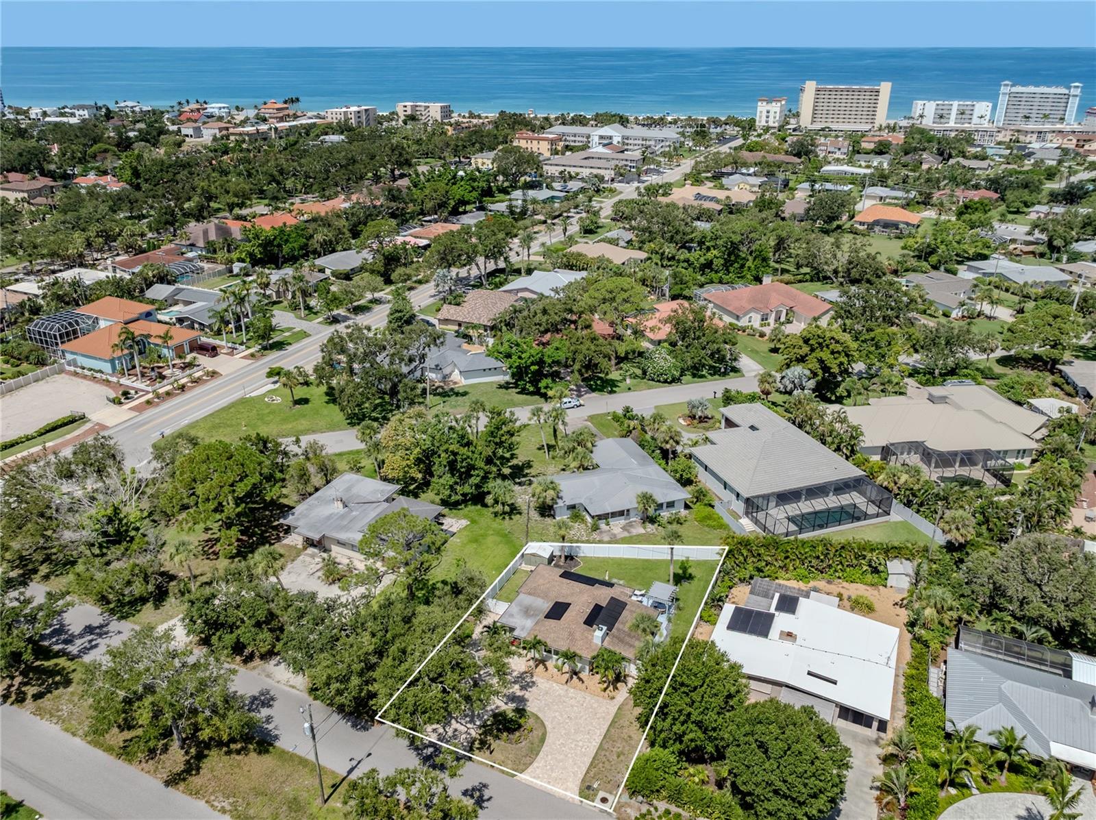 Image 31 of 53 For 209 Park Boulevard N