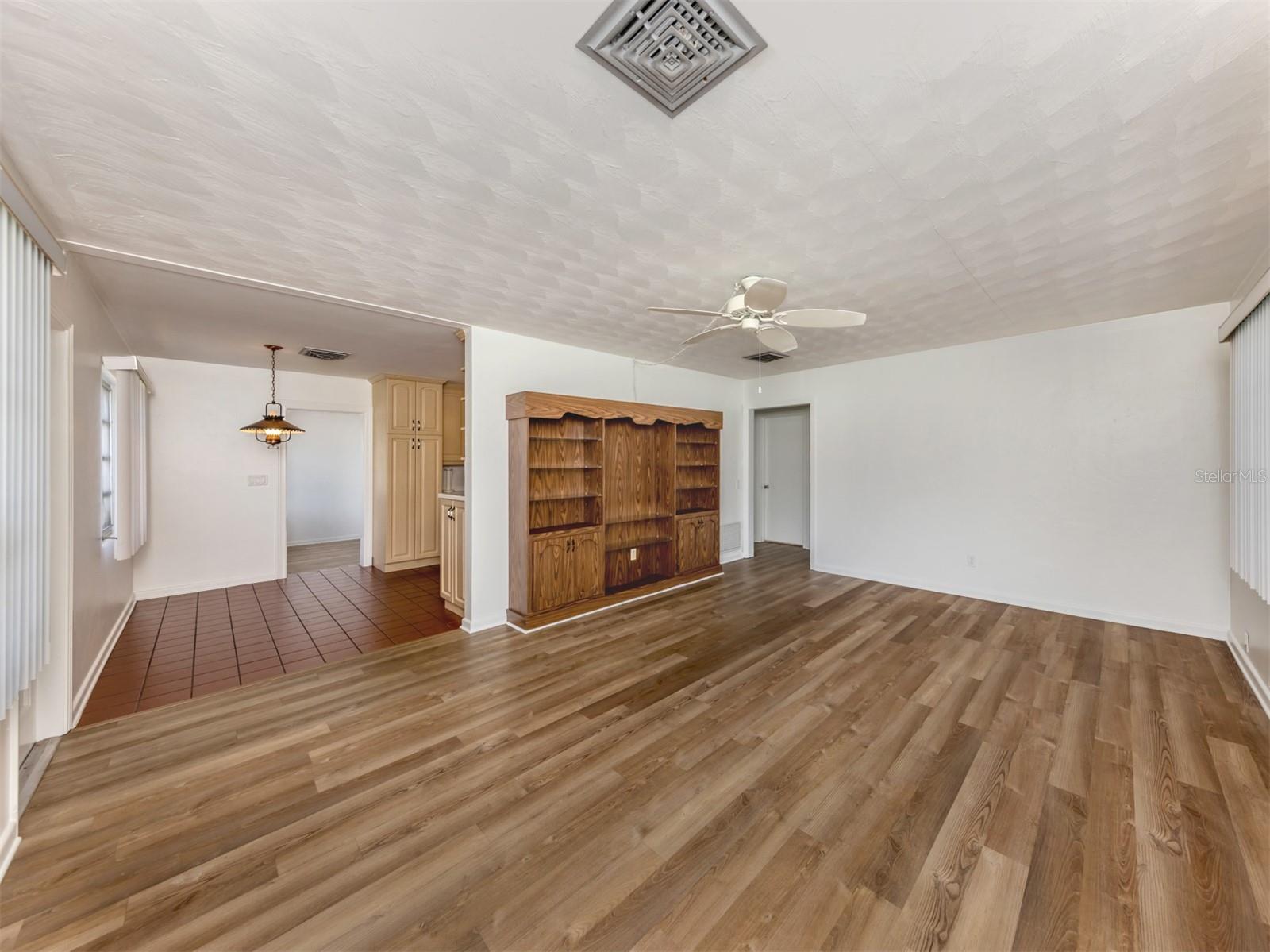Image 12 of 41 For 732 Laurel Avenue