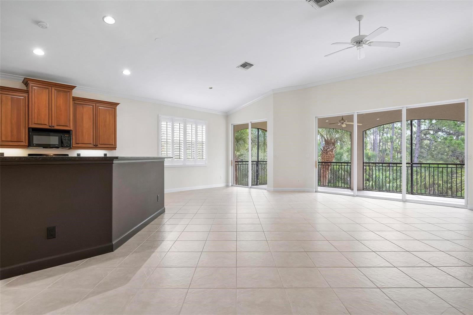Image 31 of 51 For 114 Bella Vista Terrace 6c