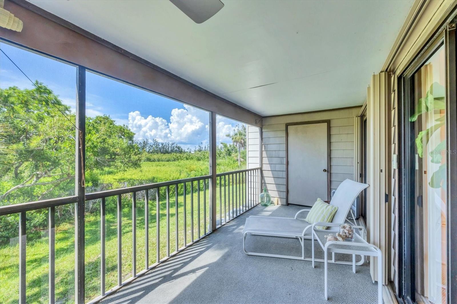 Image 25 of 59 For 1088 Bird Bay Way 307