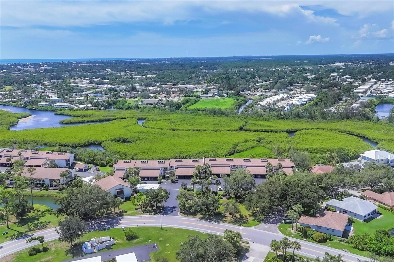 Image 31 of 59 For 1088 Bird Bay Way 307