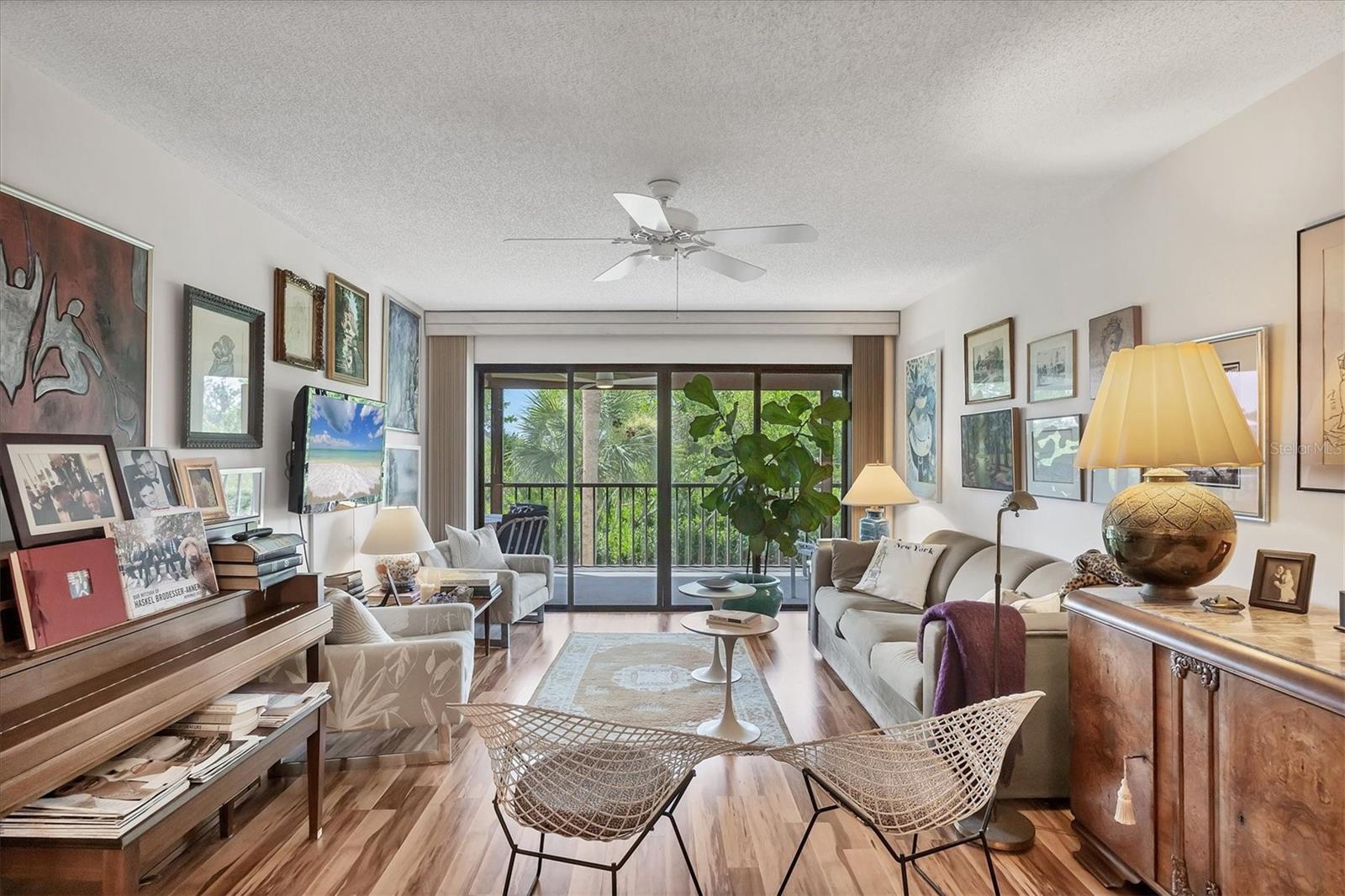 Image 9 of 59 For 1088 Bird Bay Way 307