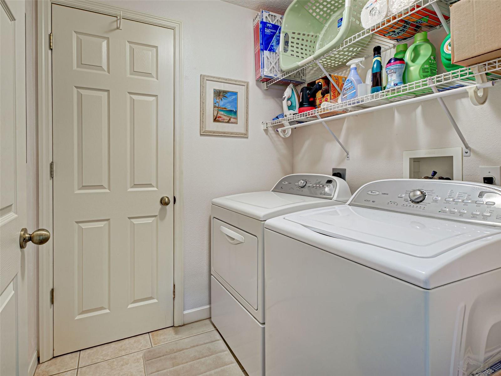 Image 27 of 52 For 903 Addington Court 203