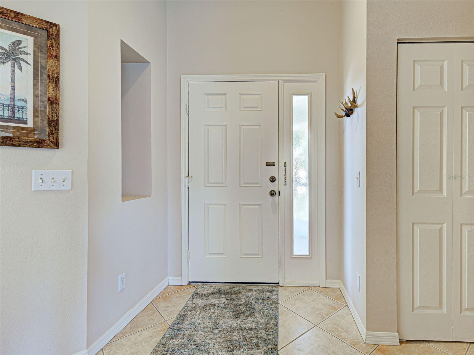 Image 6 of 52 For 903 Addington Court 203