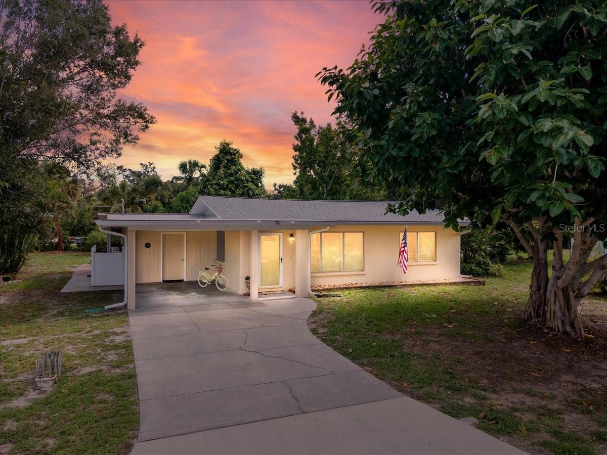 Details for 912 Hampton Road, NOKOMIS, FL 34275