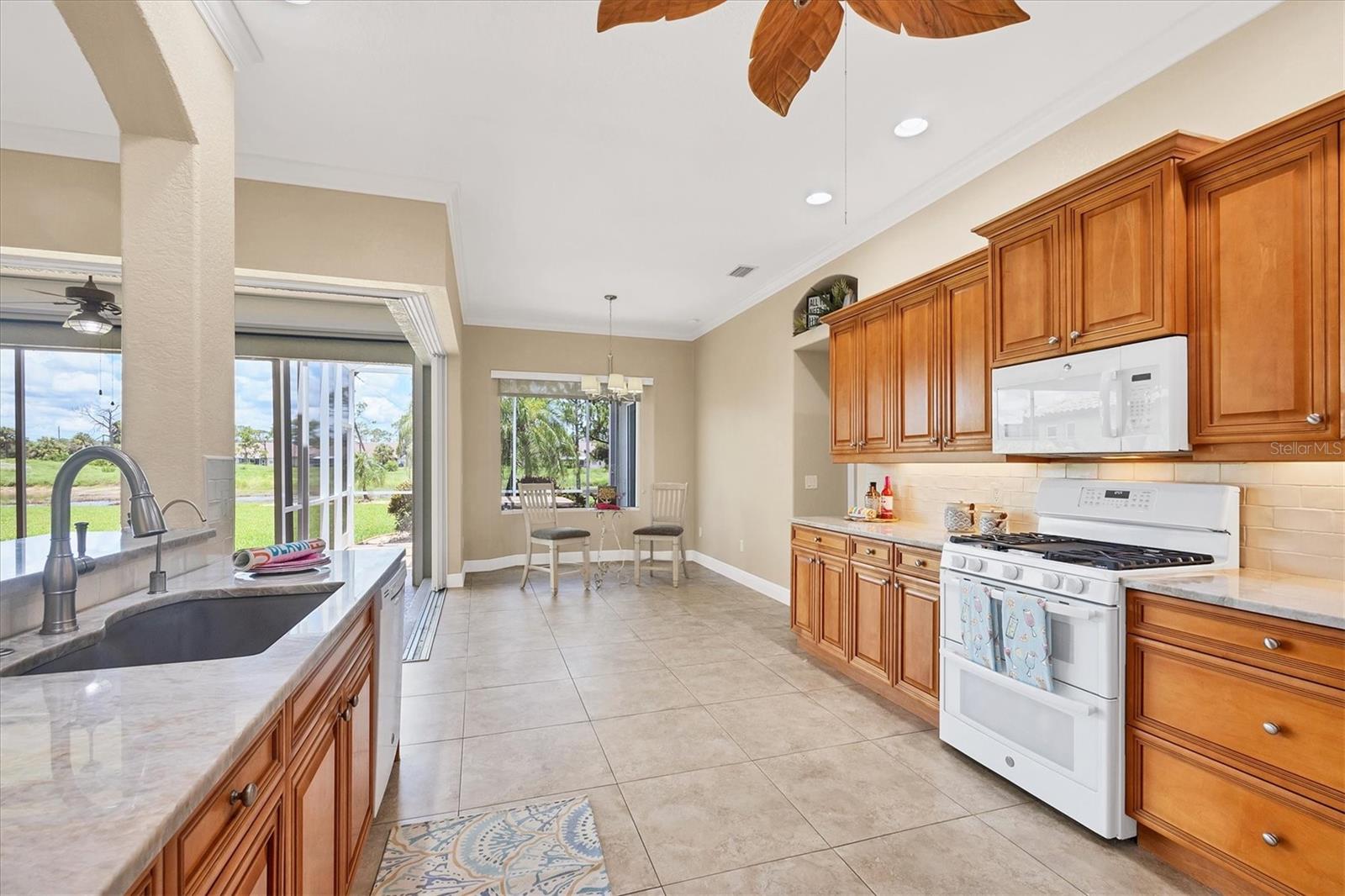 Image 17 of 55 For 2471 Silver Palm Road