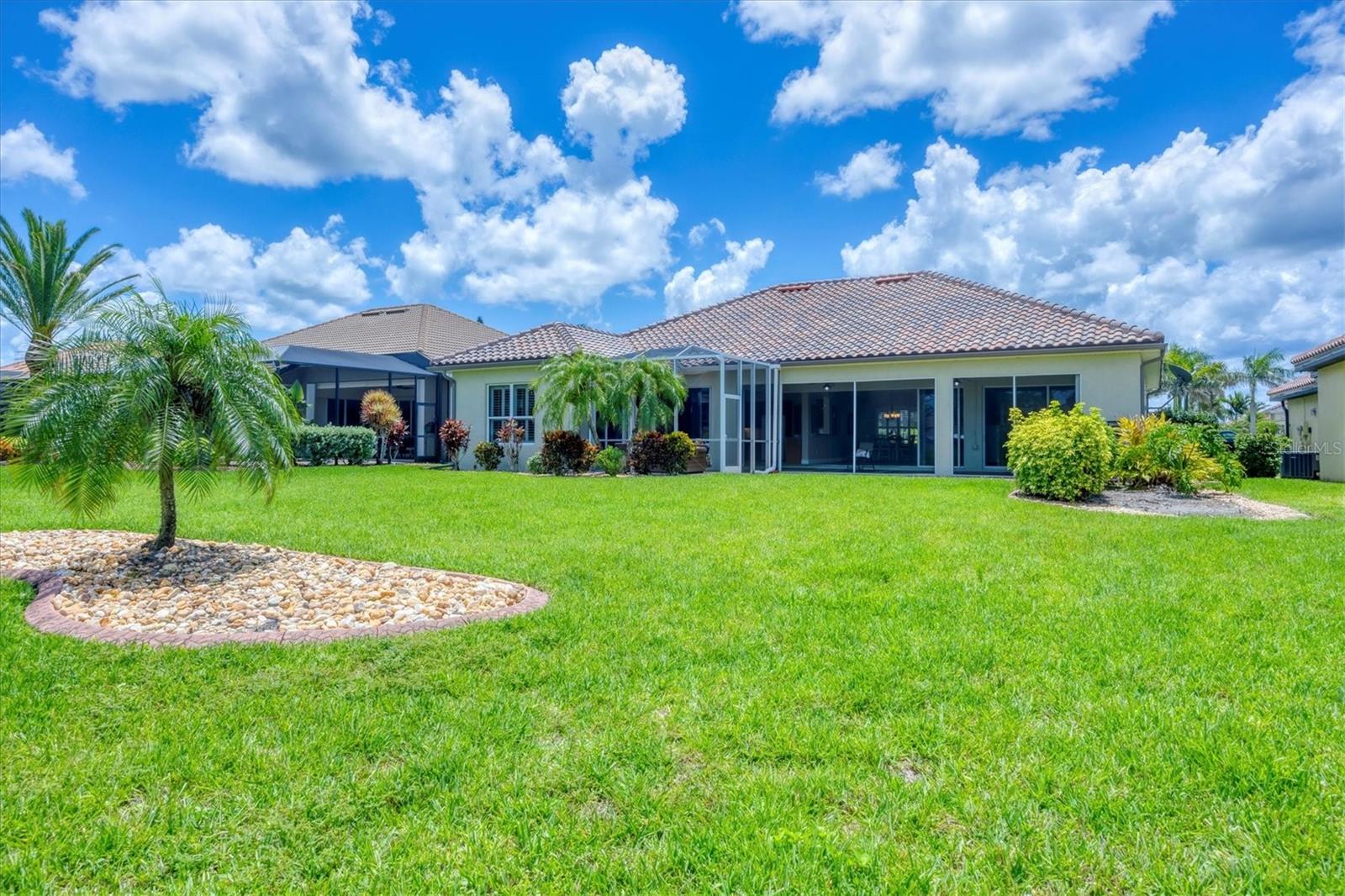 Image 42 of 55 For 2471 Silver Palm Road