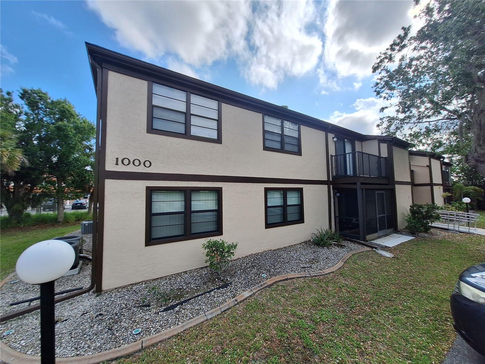 Image 2 of 22 For 4022 Beaver Lane 1000g
