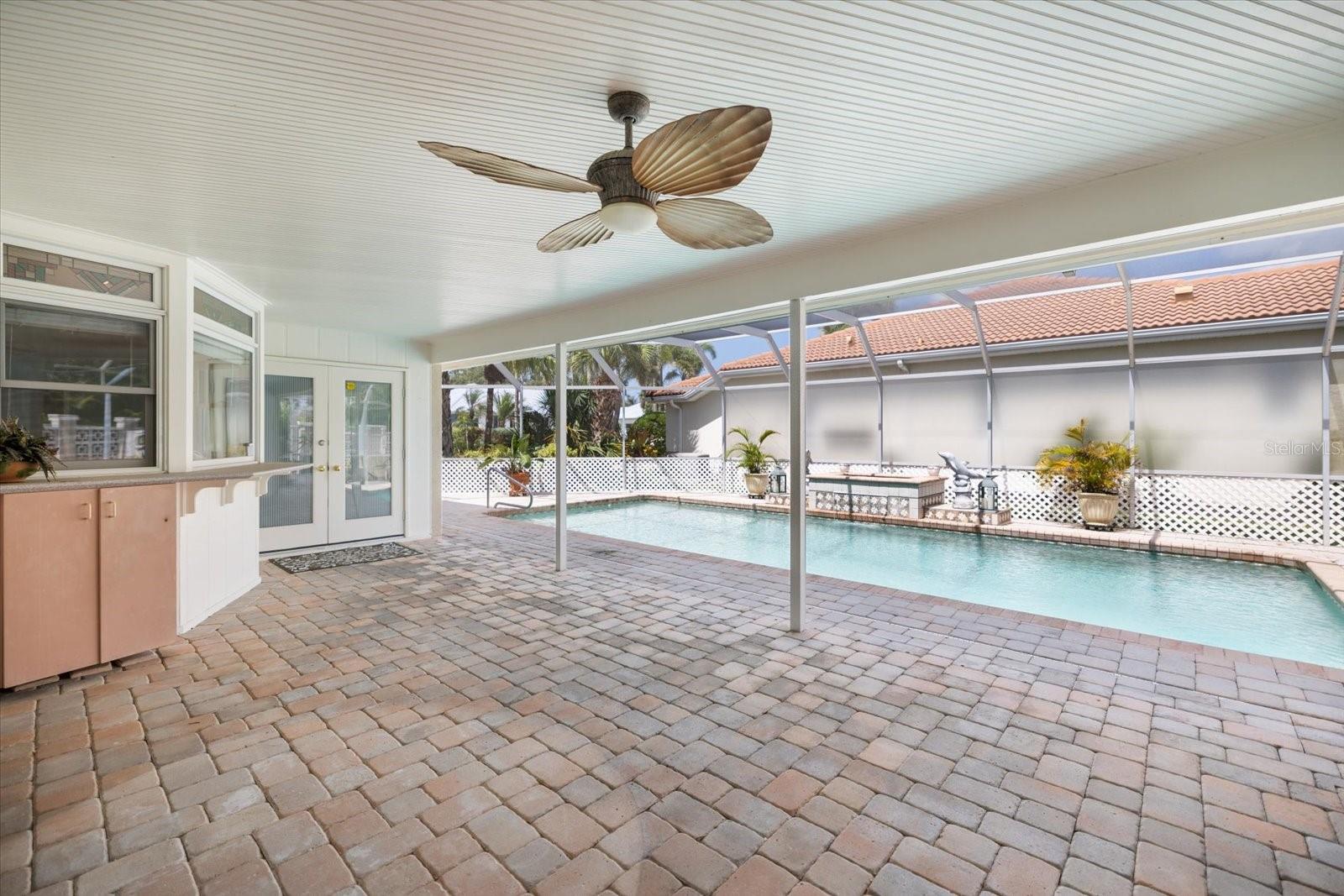Image 34 of 67 For 315 Park Boulevard N