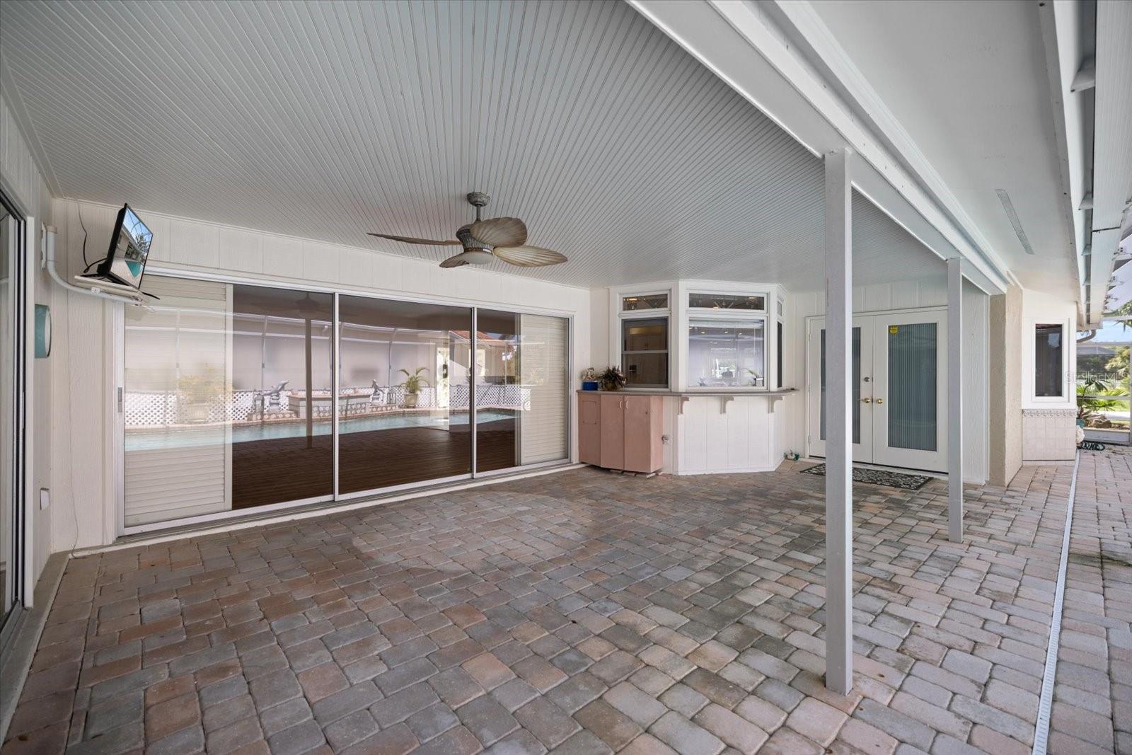 Image 35 of 67 For 315 Park Boulevard N