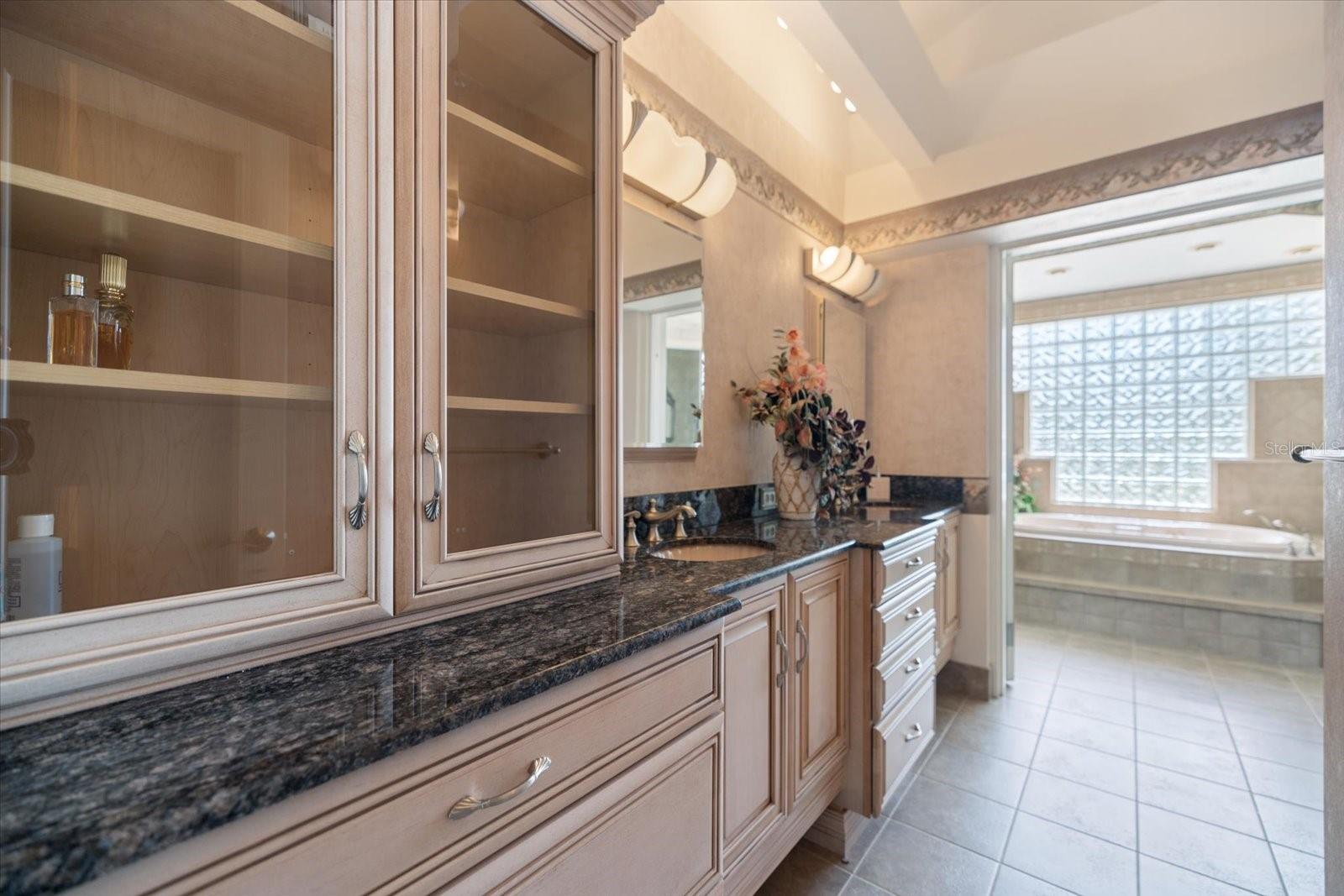 Image 39 of 67 For 315 Park Boulevard N