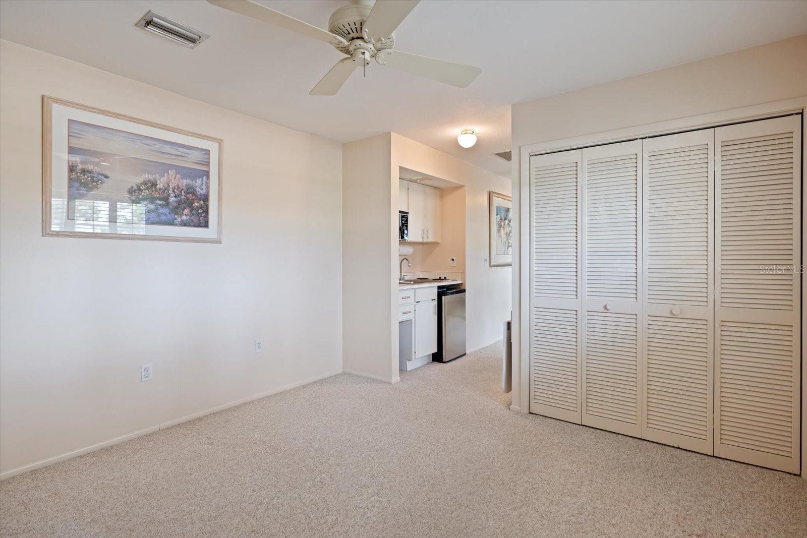 Image 48 of 67 For 315 Park Boulevard N