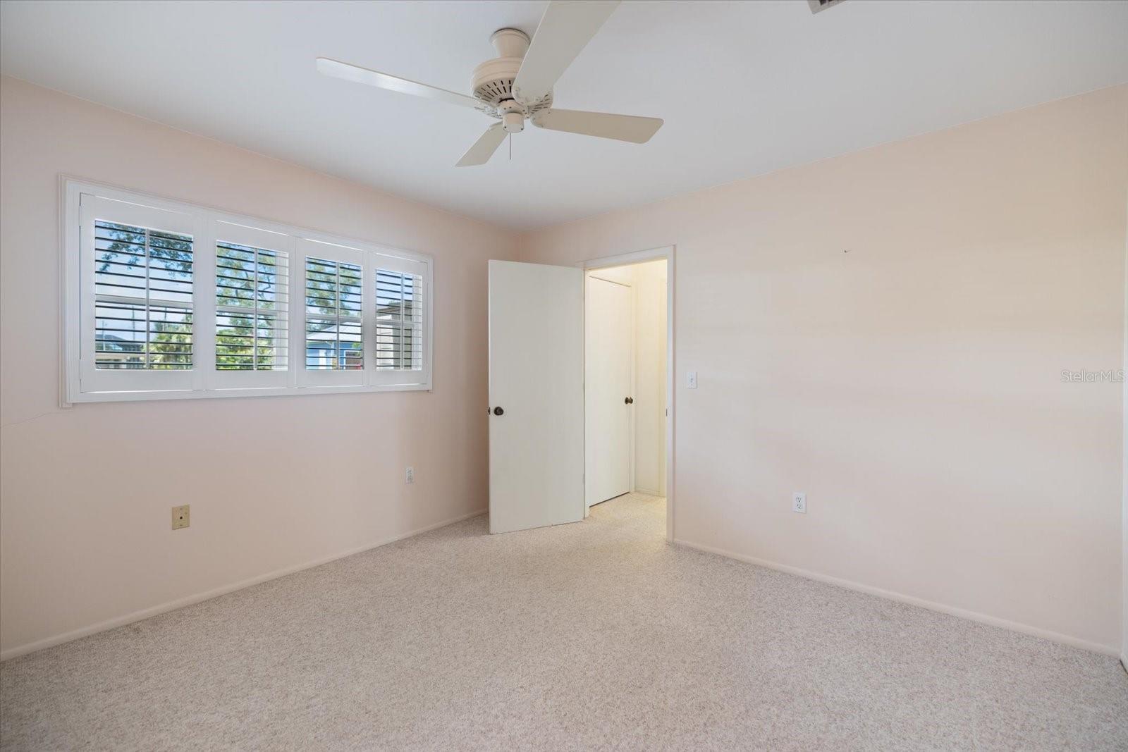 Image 49 of 67 For 315 Park Boulevard N