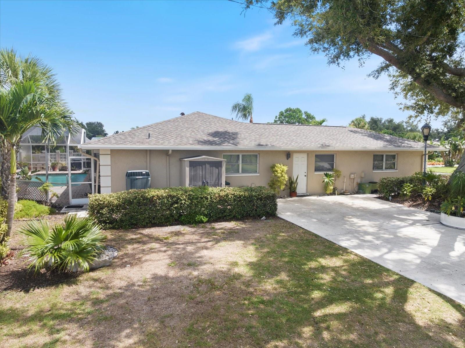 Image 5 of 67 For 315 Park Boulevard N