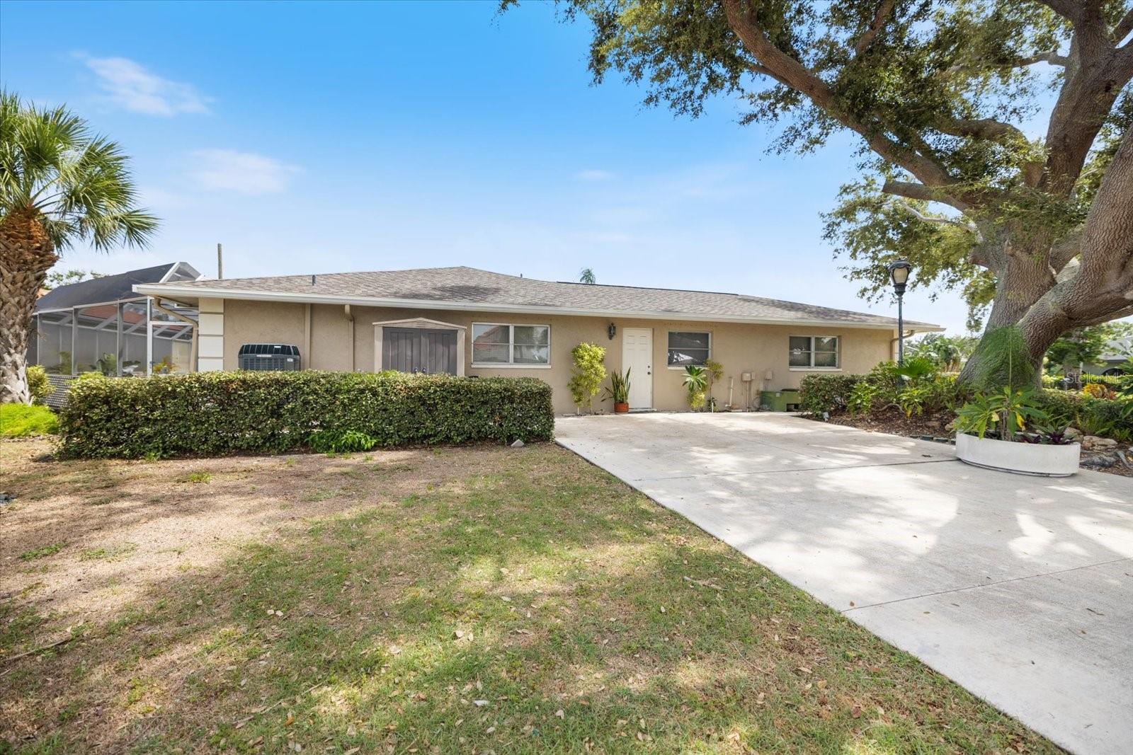 Image 9 of 67 For 315 Park Boulevard N