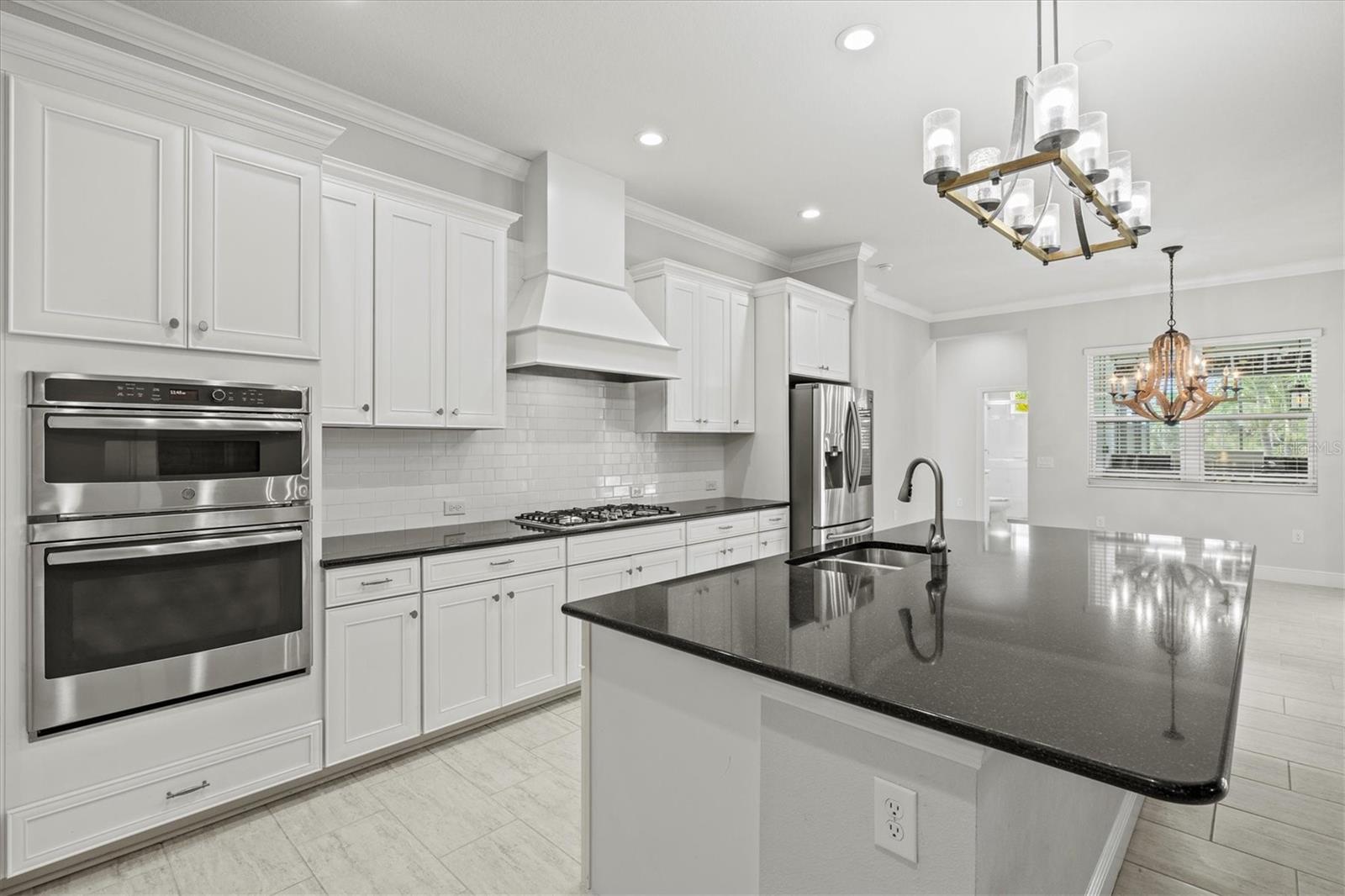 Image 11 of 85 For 12301 Auburndale Court