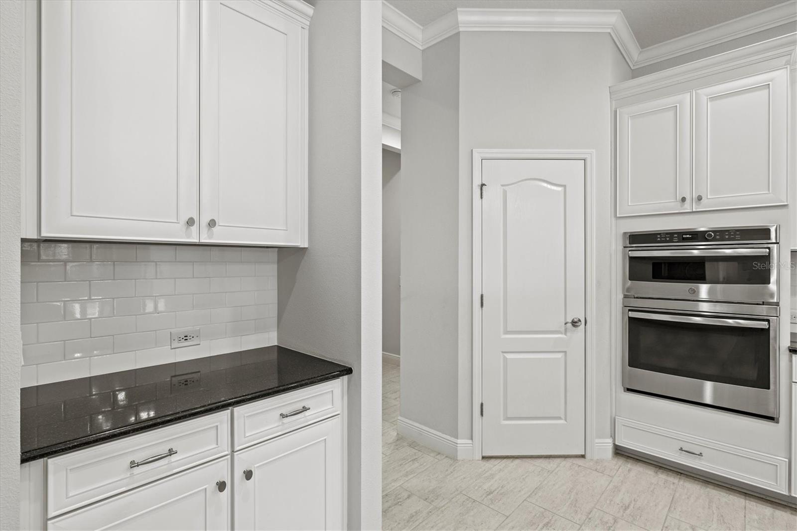 Image 13 of 85 For 12301 Auburndale Court