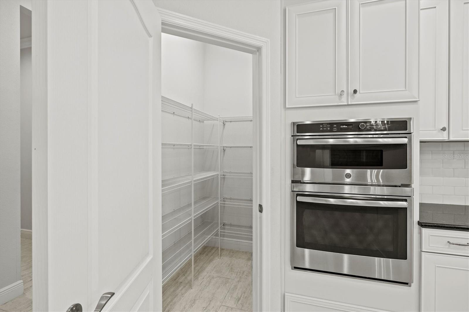 Image 14 of 85 For 12301 Auburndale Court