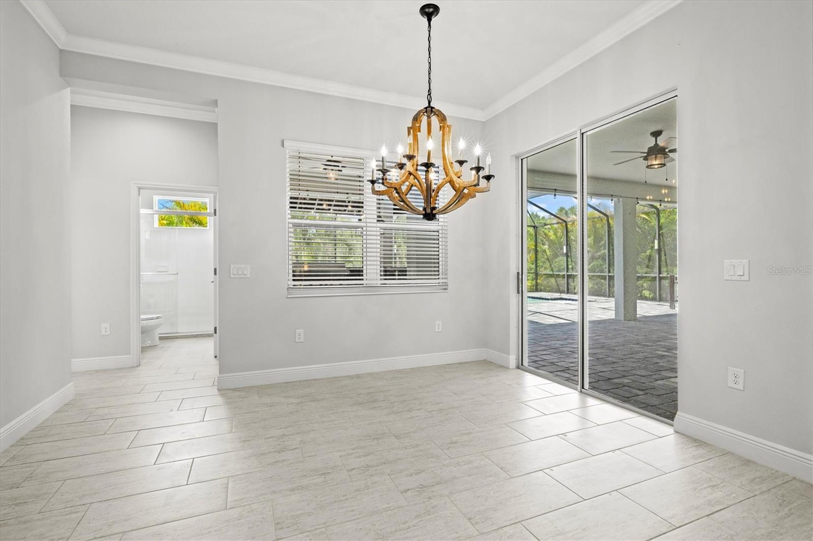 Image 18 of 85 For 12301 Auburndale Court
