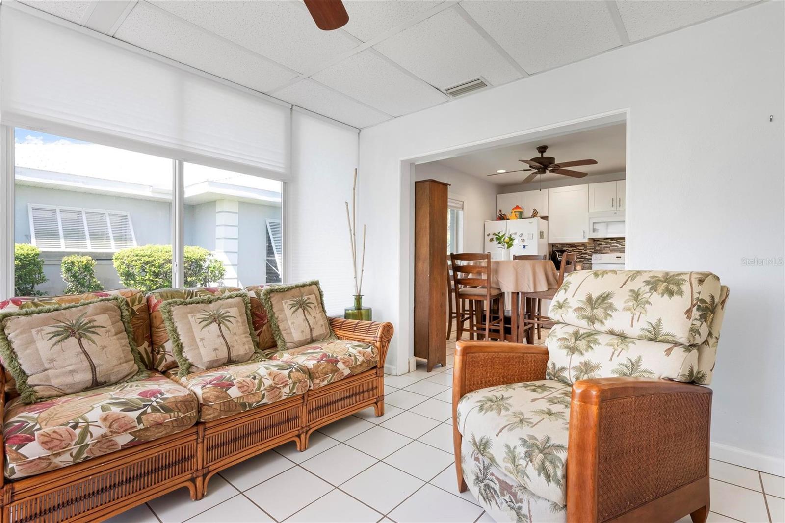 Image 14 of 82 For 240 Cerromar Way S 42