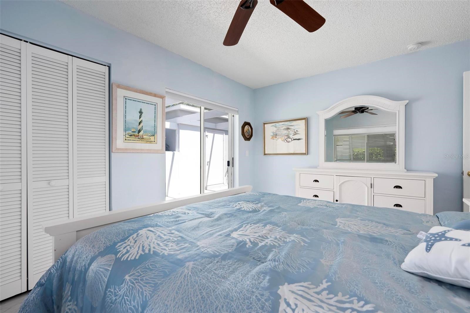 Image 31 of 82 For 240 Cerromar Way S 42