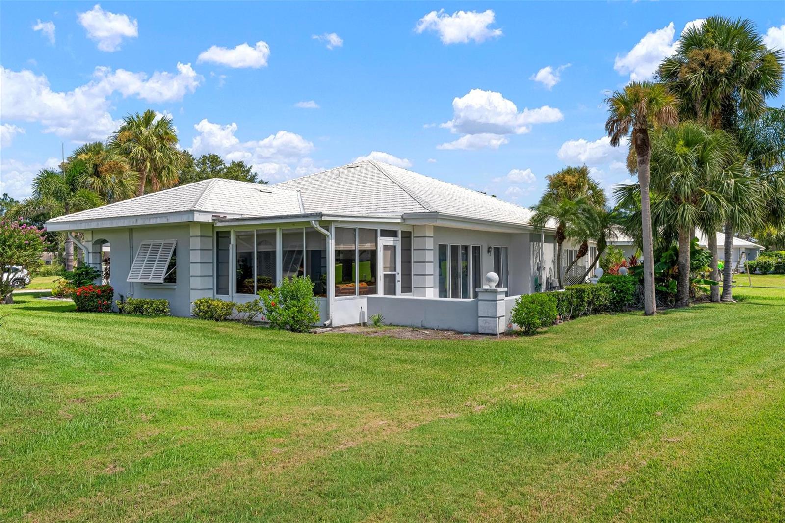 Image 33 of 82 For 240 Cerromar Way S 42