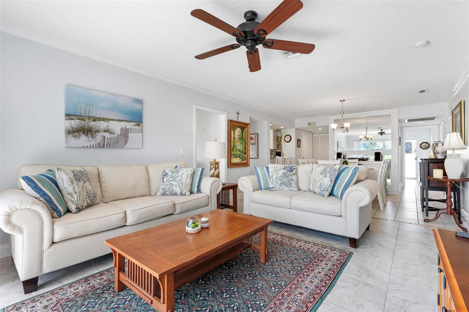 Image 9 of 82 For 240 Cerromar Way S 42