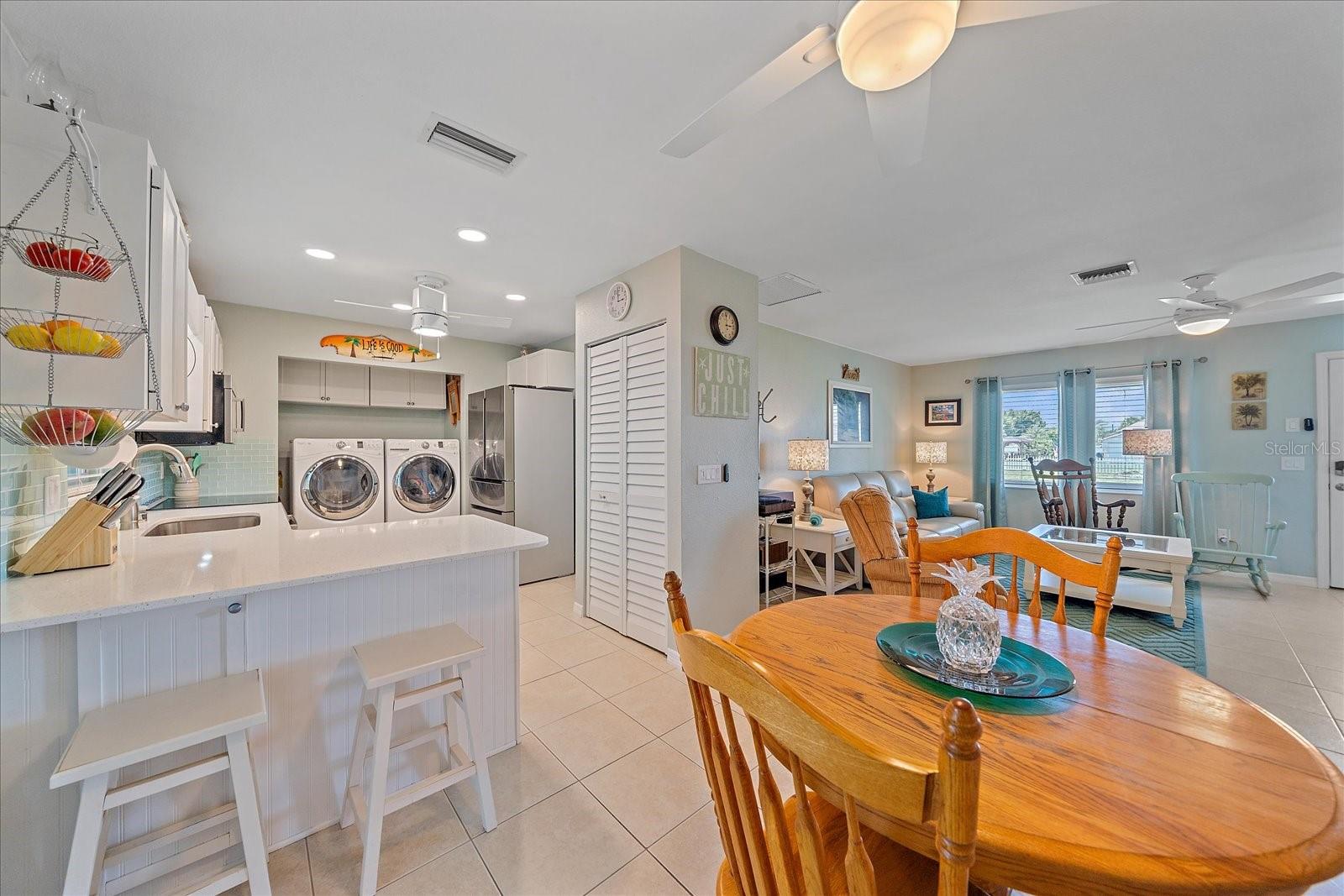 Image 10 of 39 For 10341 Greenway Avenue