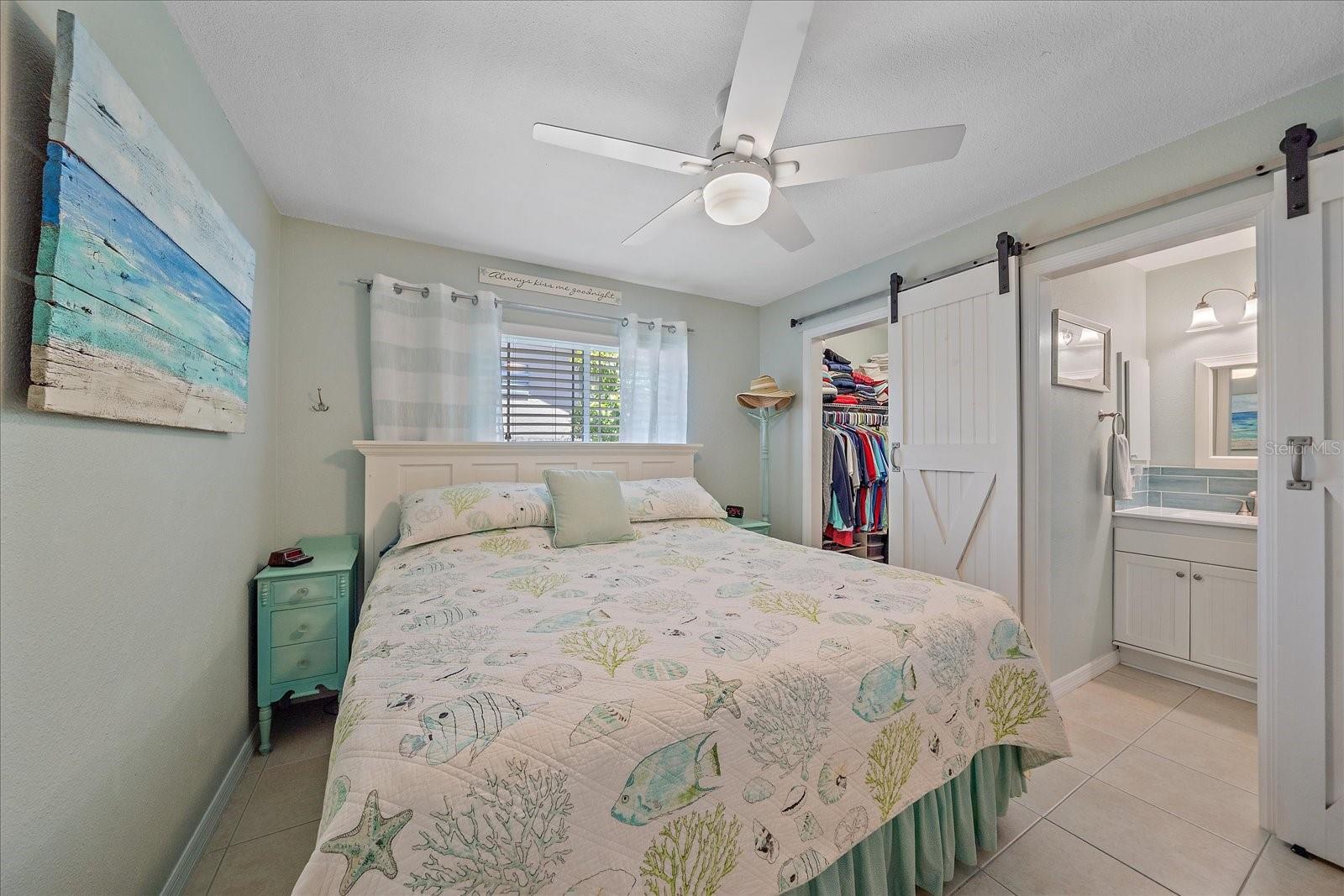 Image 11 of 39 For 10341 Greenway Avenue