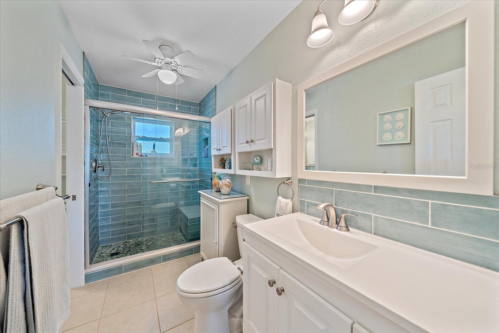 Image 16 of 39 For 10341 Greenway Avenue