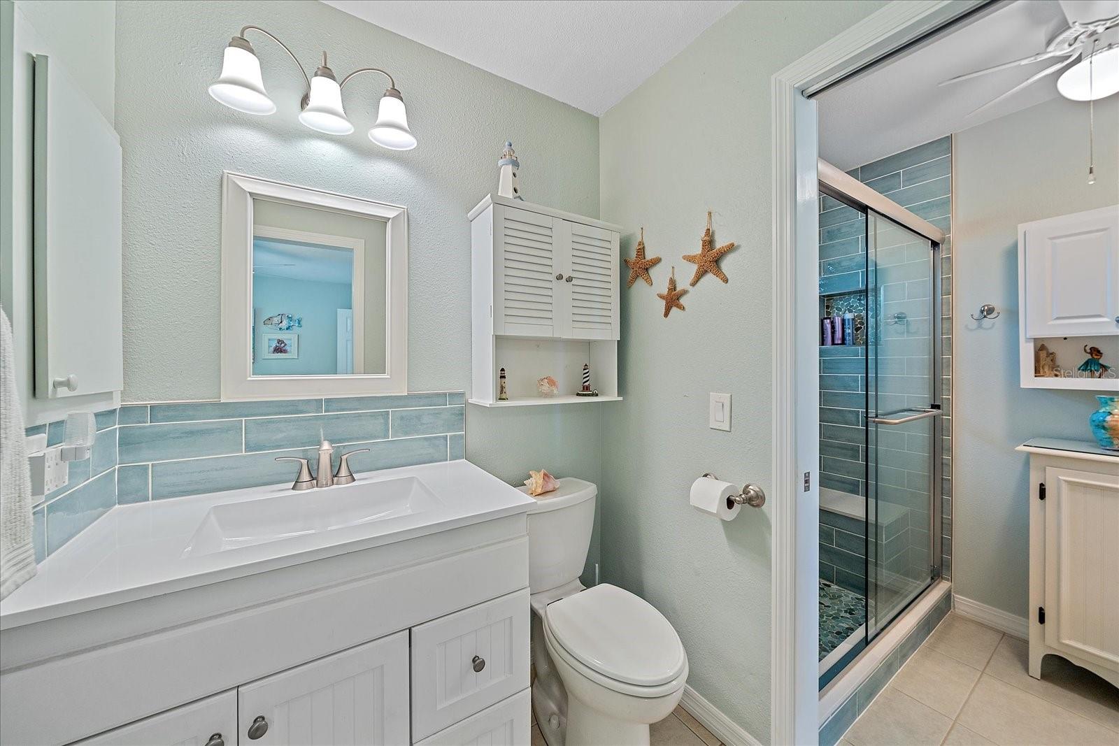 Image 17 of 39 For 10341 Greenway Avenue