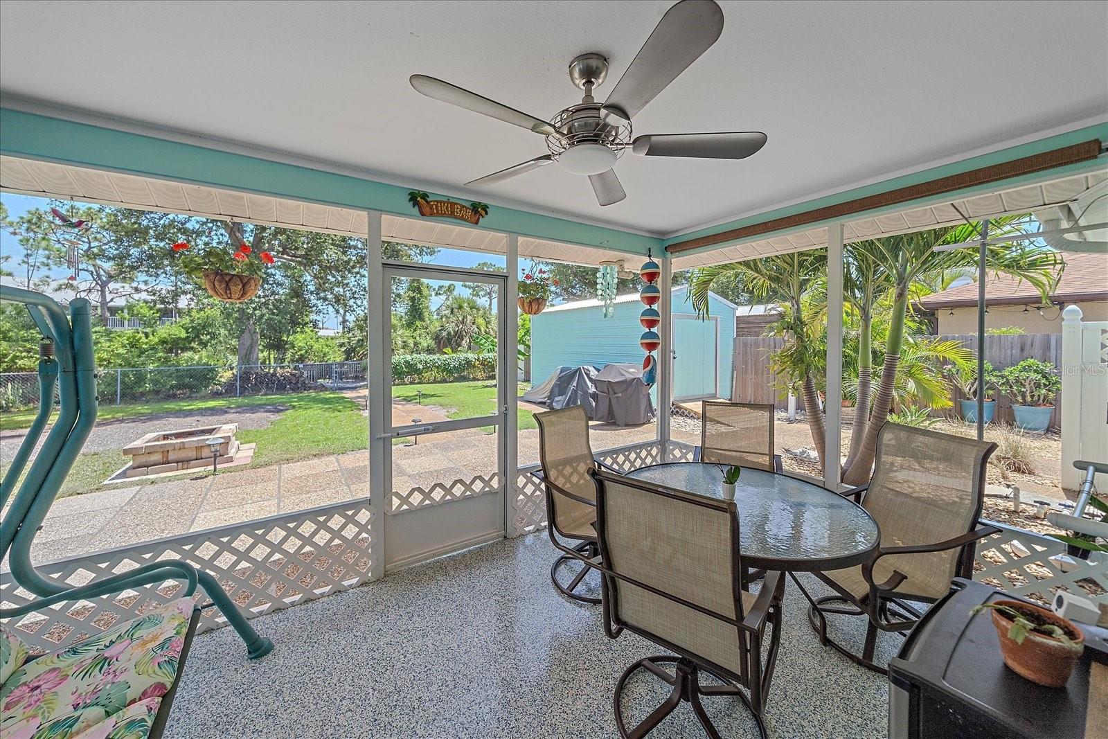 Image 23 of 39 For 10341 Greenway Avenue