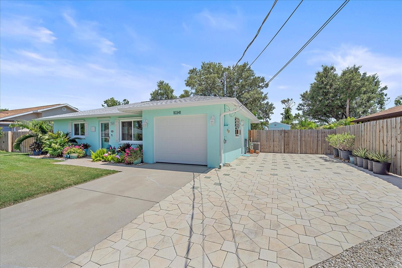 Image 27 of 39 For 10341 Greenway Avenue