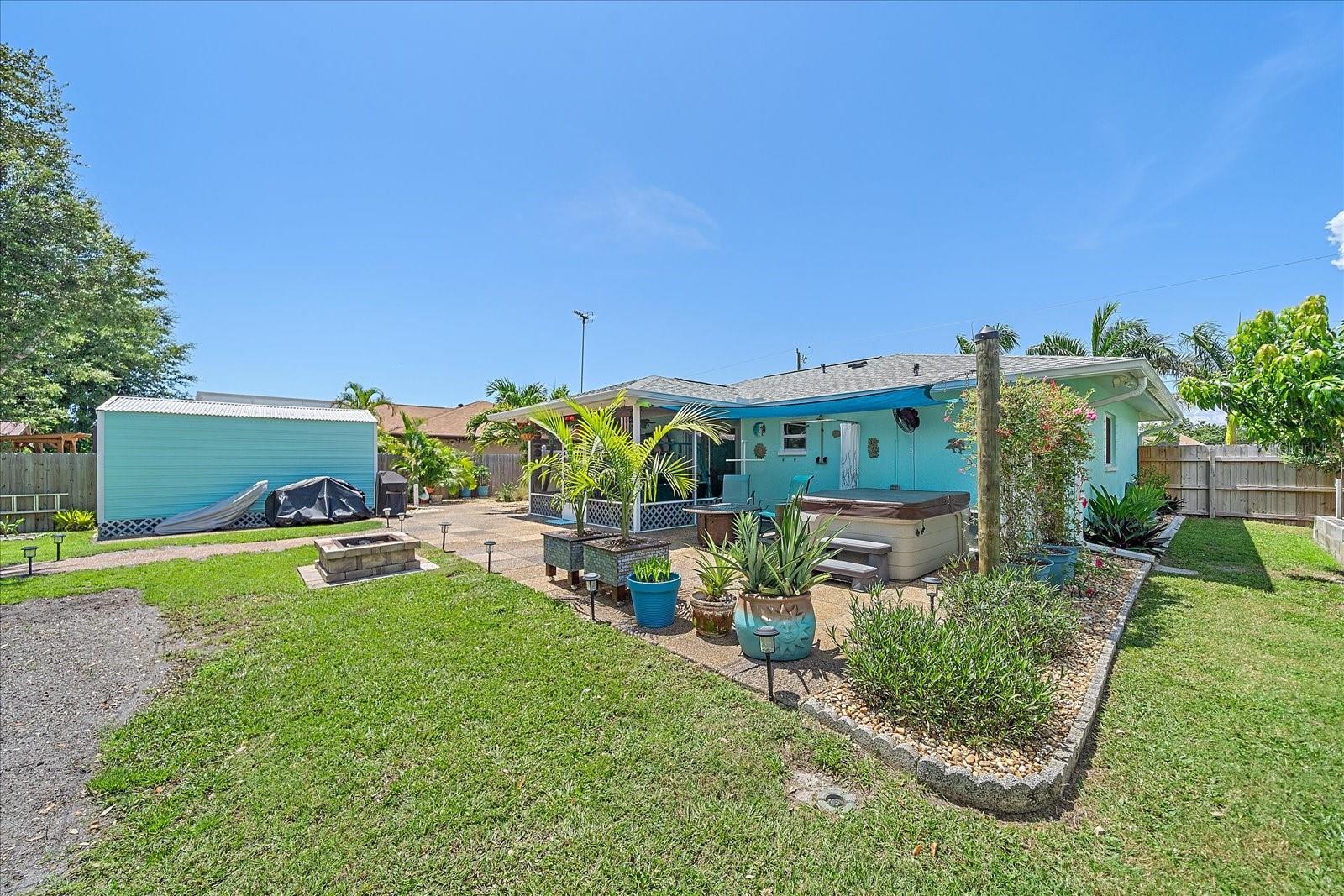 Image 29 of 39 For 10341 Greenway Avenue