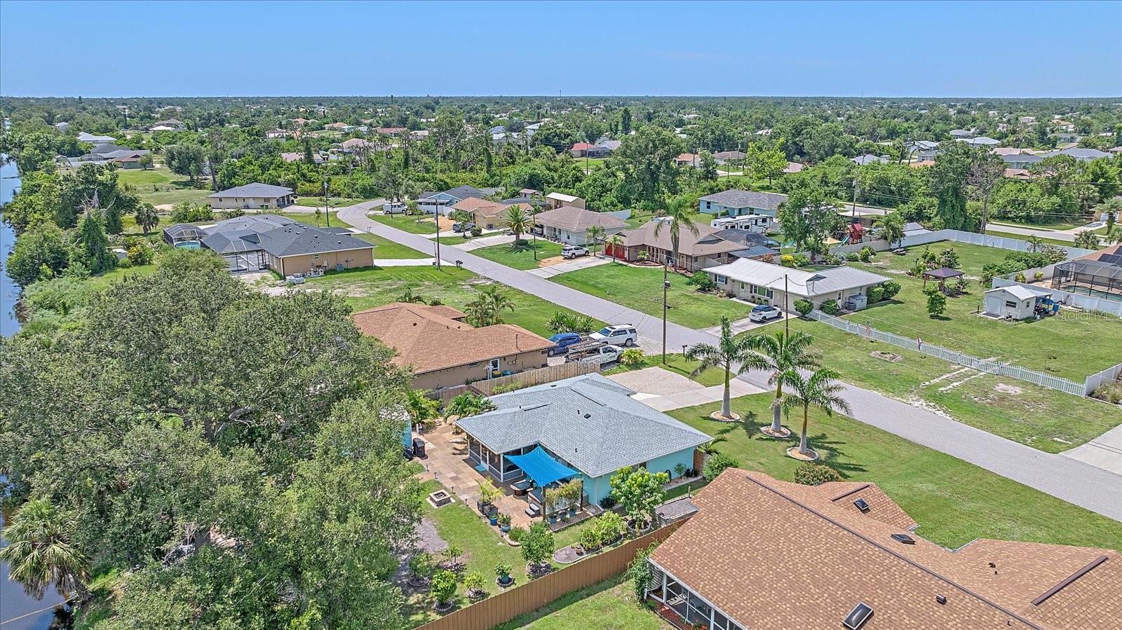 Image 38 of 39 For 10341 Greenway Avenue