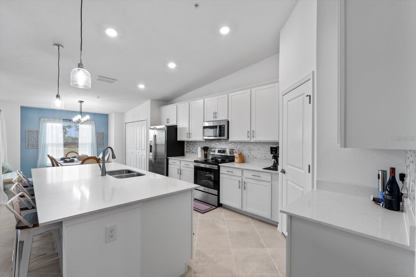 Image 10 of 86 For 12440 Wellen Golf Street 203