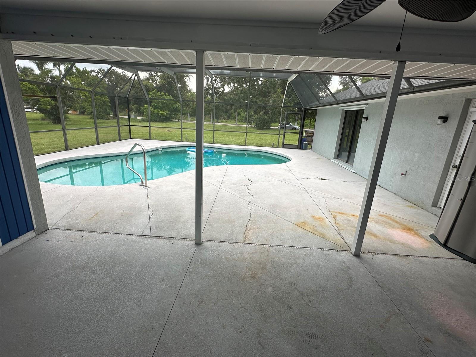 Image 19 of 50 For 543 Silk Oak Drive