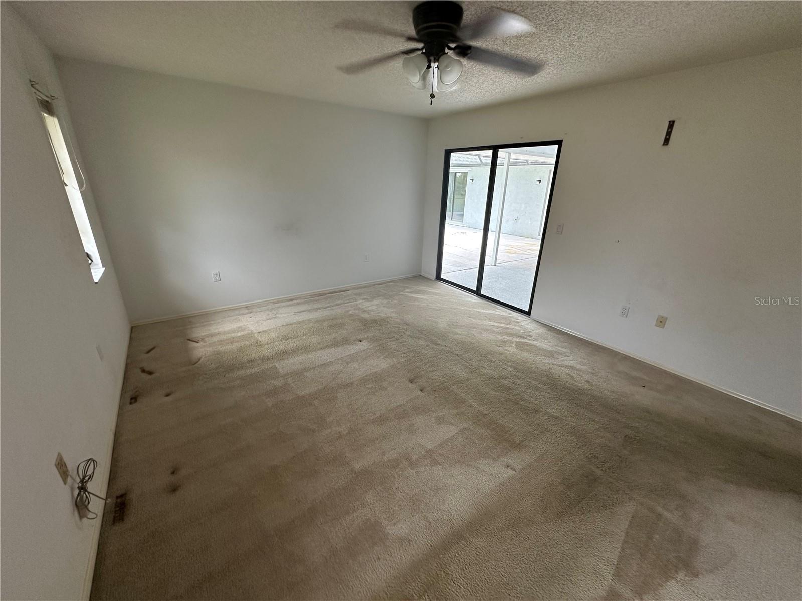 Image 31 of 50 For 543 Silk Oak Drive