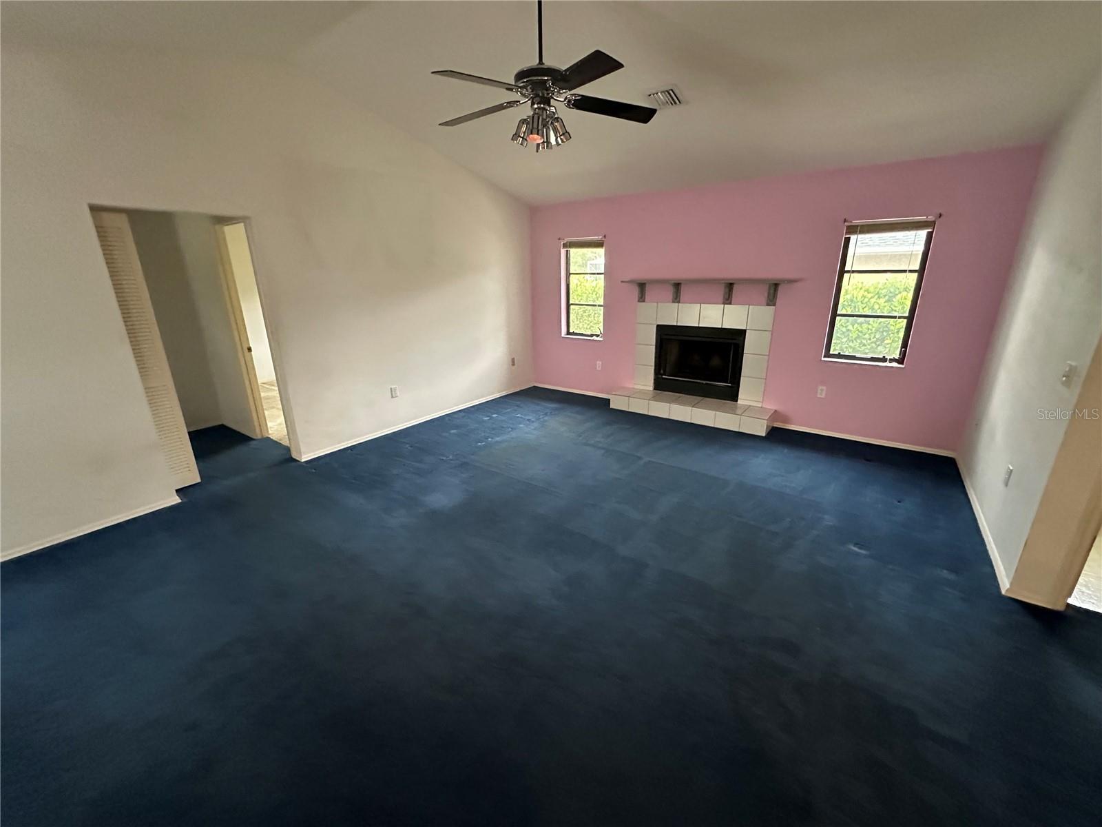 Image 42 of 50 For 543 Silk Oak Drive