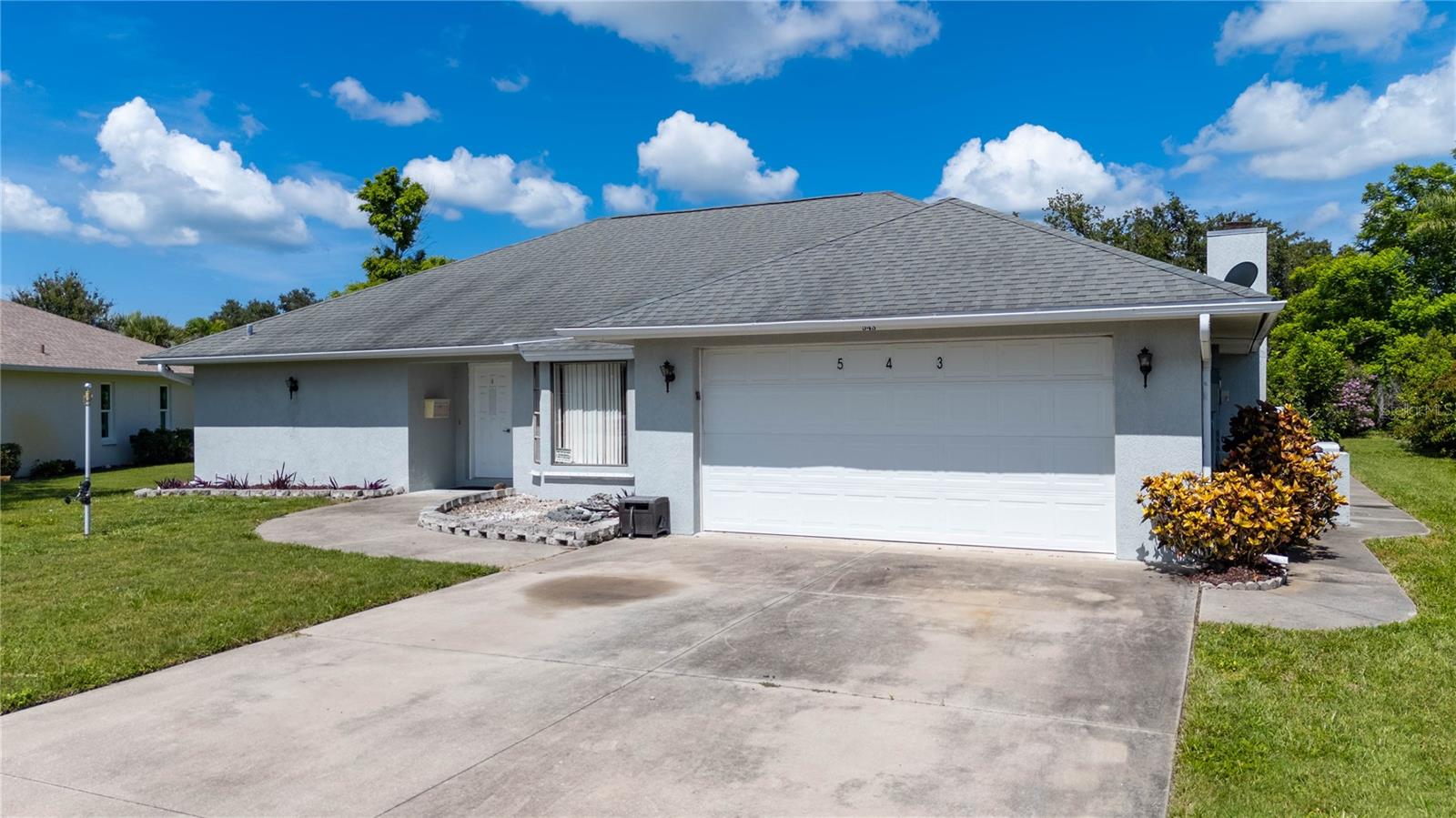 Image 6 of 50 For 543 Silk Oak Drive