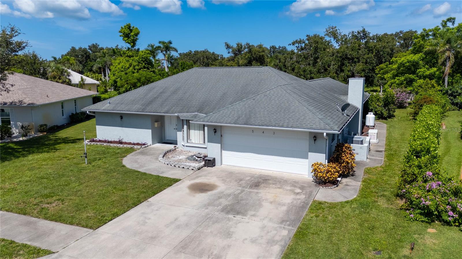 Image 7 of 50 For 543 Silk Oak Drive