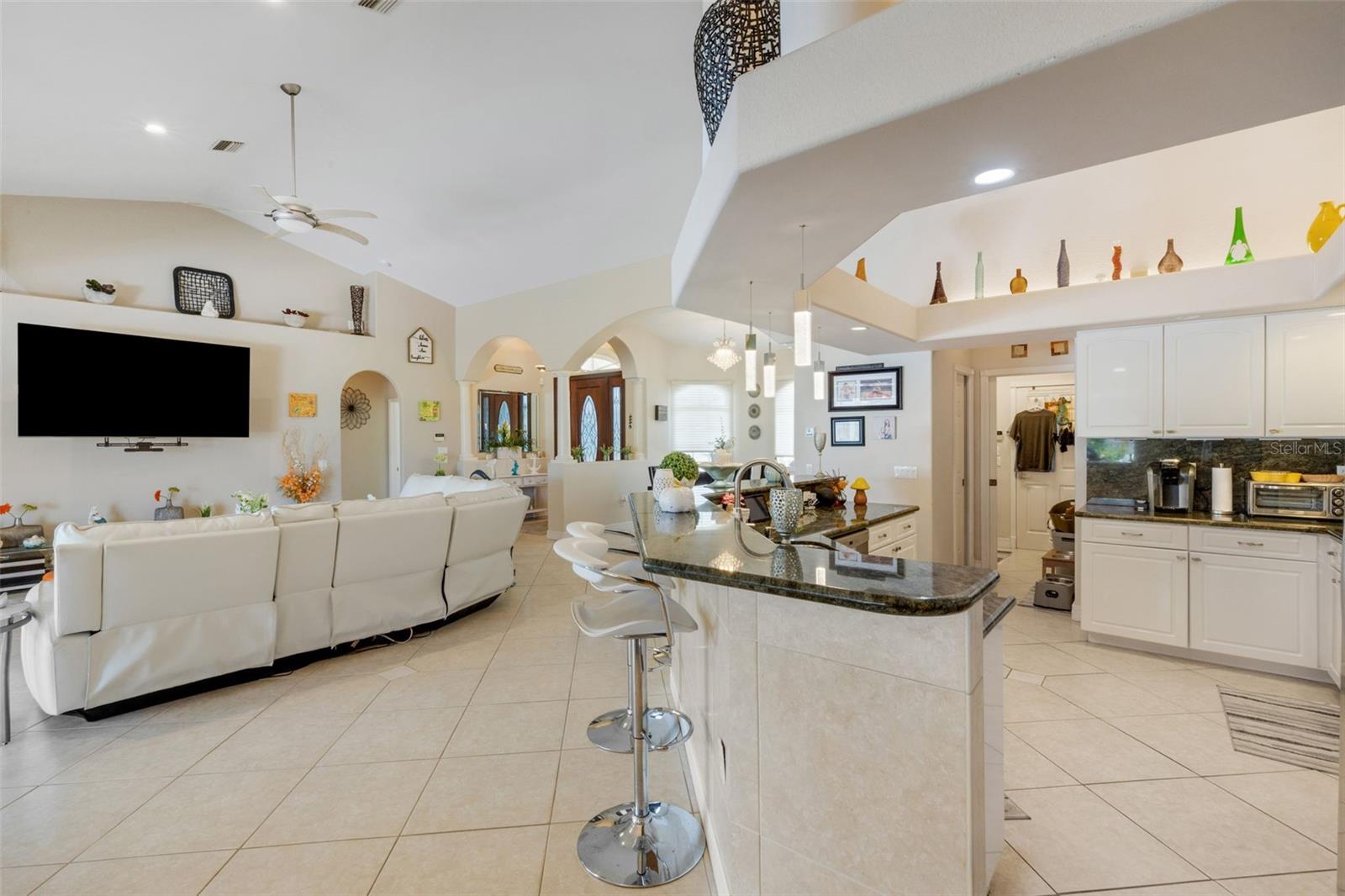 Image 11 of 74 For 5001 Almar Drive