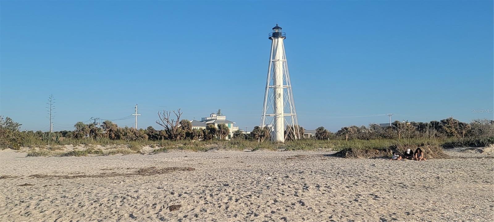 Image 43 of 80 For 15140 Lyneburg Avenue