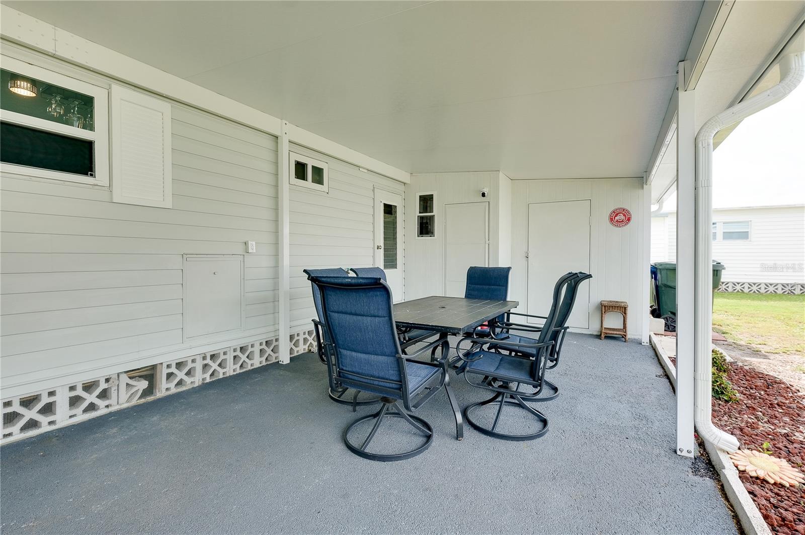 Image 4 of 58 For 214 Roma Road
