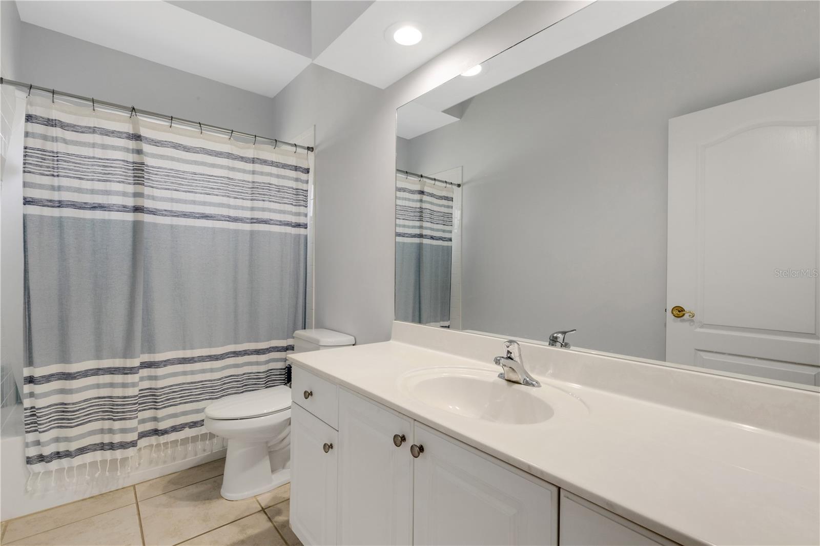 Image 44 of 61 For 8765 Merion Avenue
