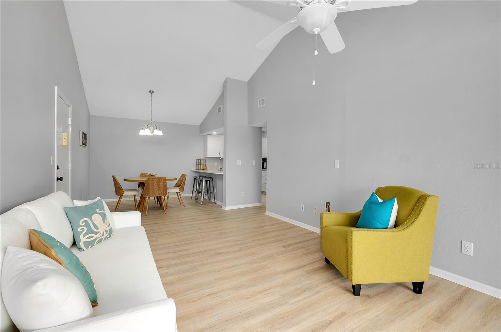 Image 3 of 47 For 650 Bird Bay Drive E 203