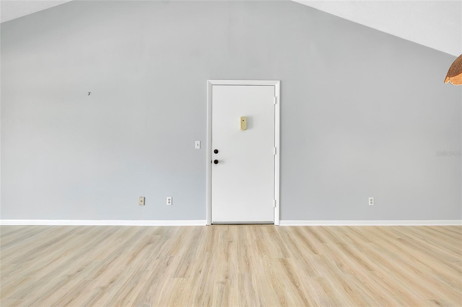 Image 6 of 47 For 650 Bird Bay Drive E 203