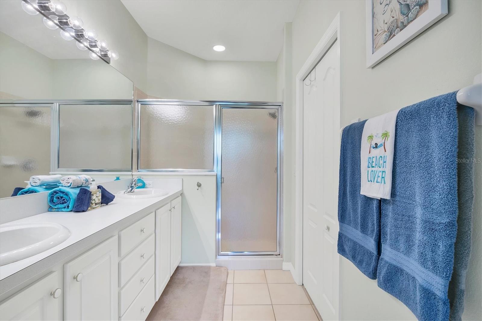 Image 22 of 68 For 4841 Whispering Oaks Drive