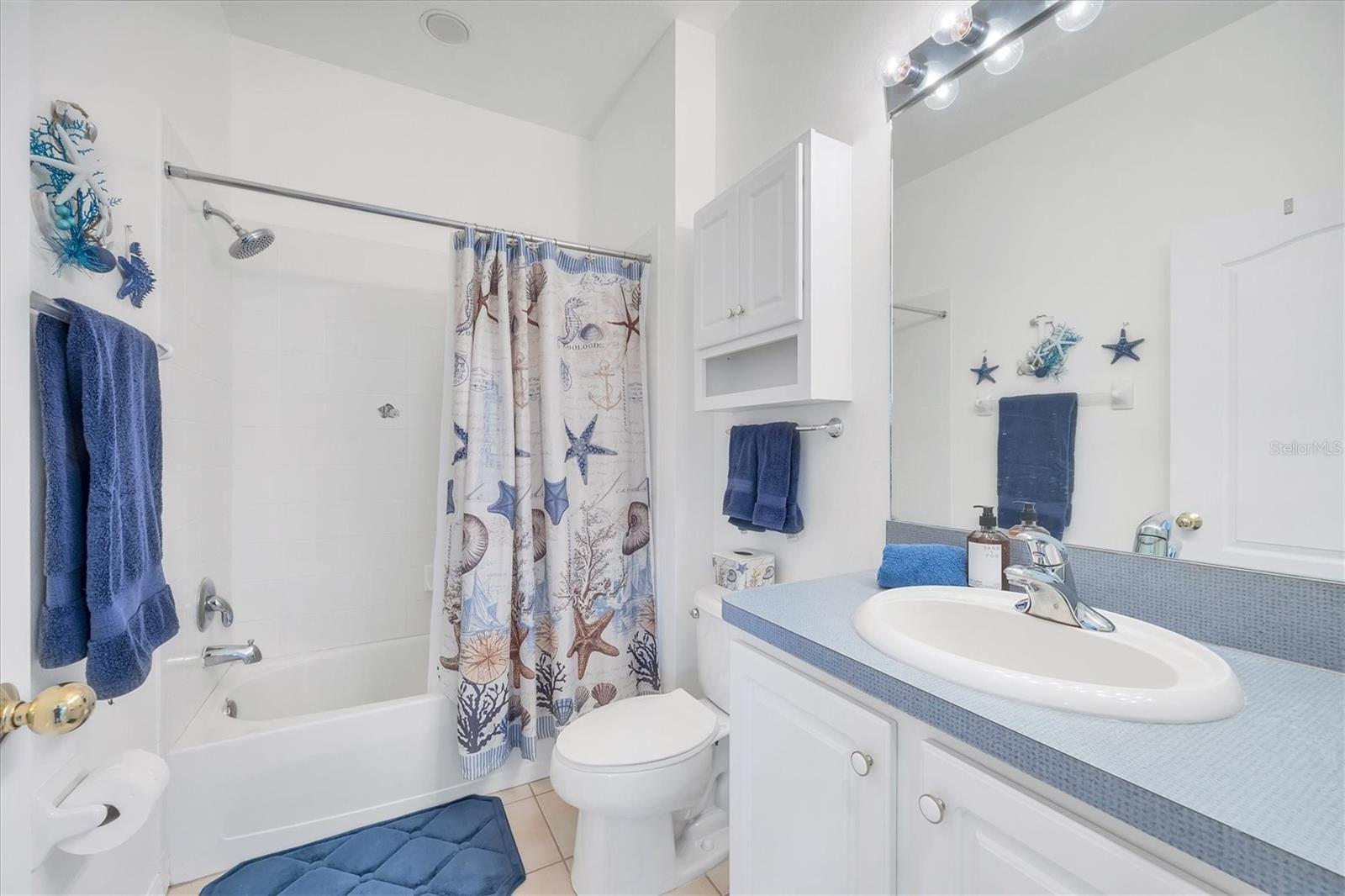 Image 25 of 68 For 4841 Whispering Oaks Drive