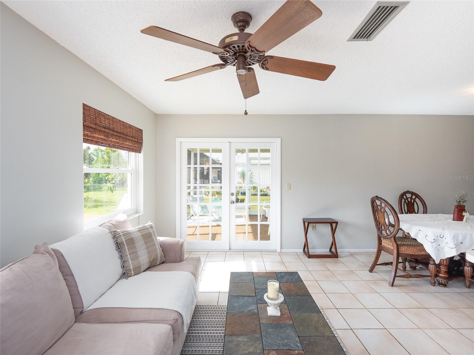 Image 10 of 35 For 7368 Quarry Street